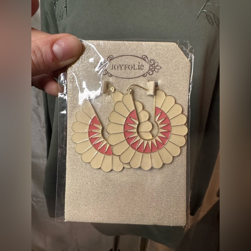 Joyfolie Beige and pink Earrings